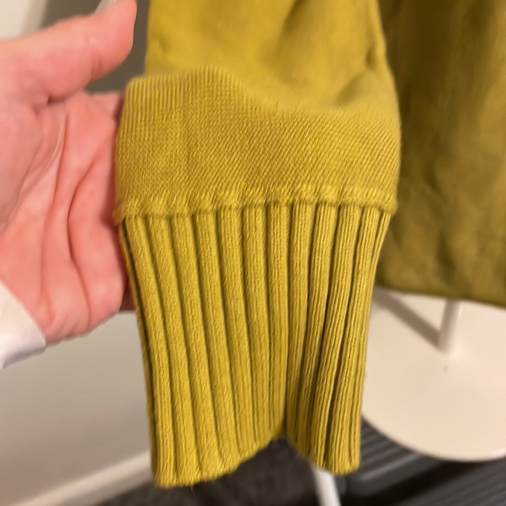 Sweater - Picture 3 of 6